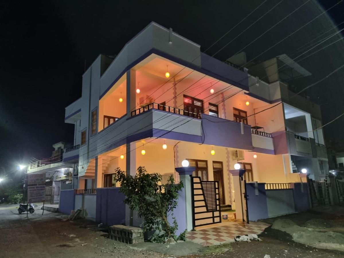 Leela Homestay Jabalpur - Lily - 2 Bhk Luxury Appartment Ngoại thất bức ảnh