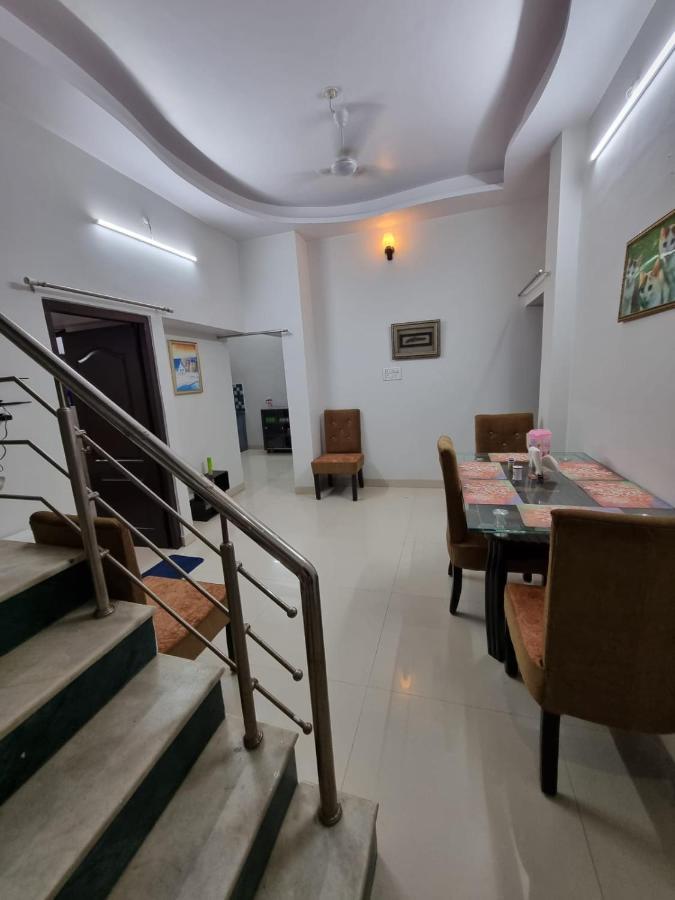 Leela Homestay Jabalpur - Lily - 2 Bhk Luxury Appartment Ngoại thất bức ảnh