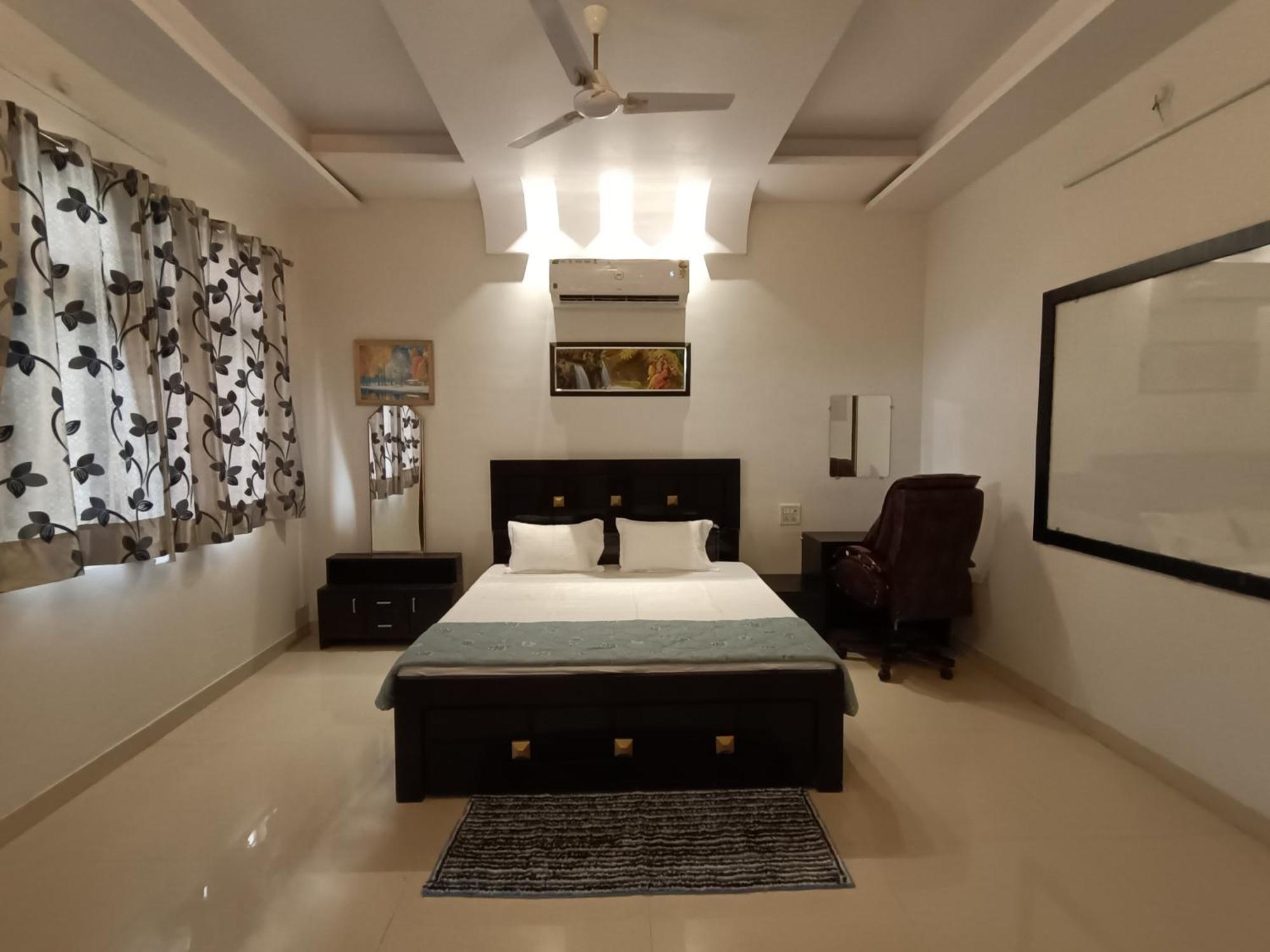 Leela Homestay Jabalpur - Lily - 2 Bhk Luxury Appartment Ngoại thất bức ảnh