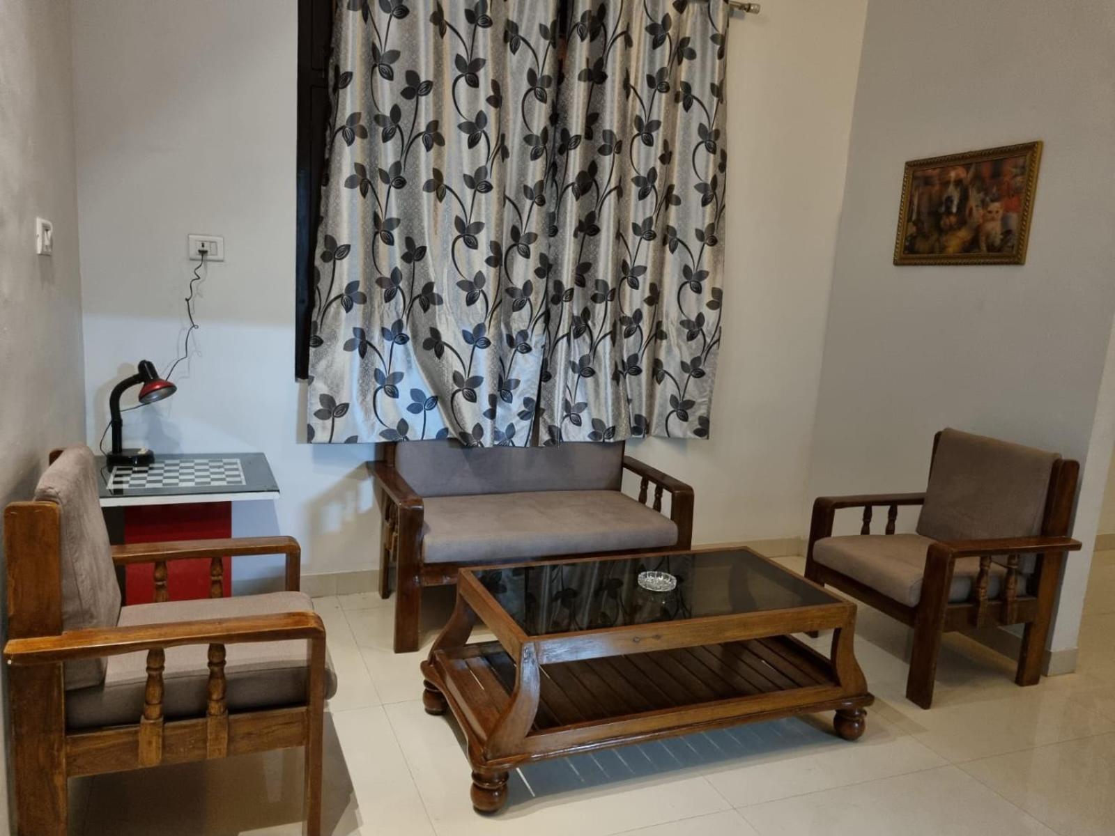 Leela Homestay Jabalpur - Lily - 2 Bhk Luxury Appartment Ngoại thất bức ảnh