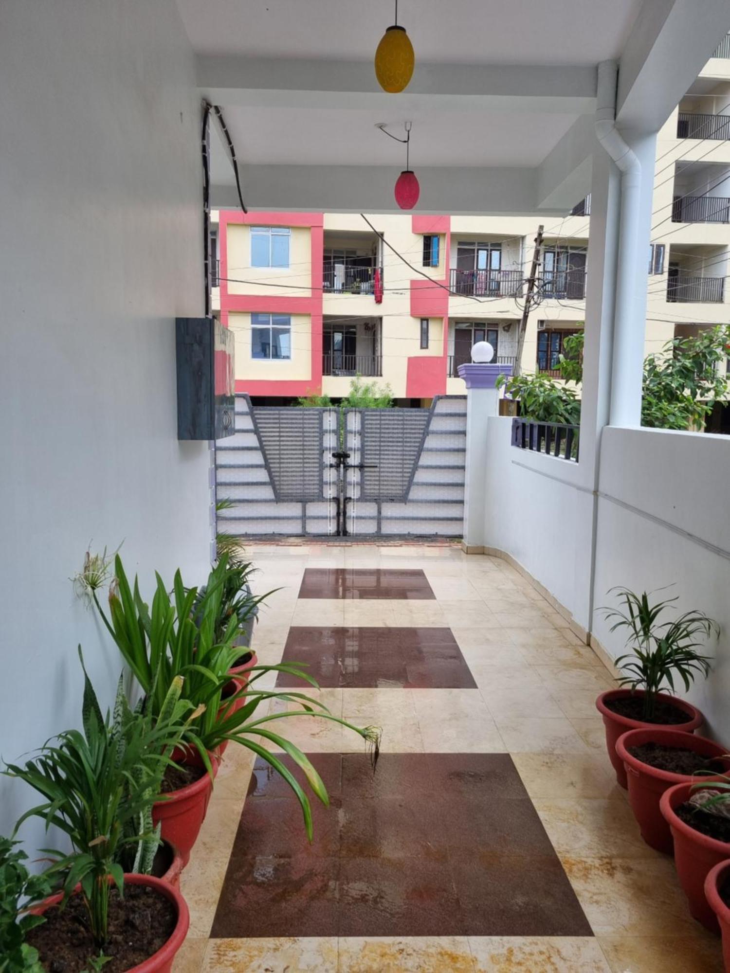 Leela Homestay Jabalpur - Lily - 2 Bhk Luxury Appartment Ngoại thất bức ảnh