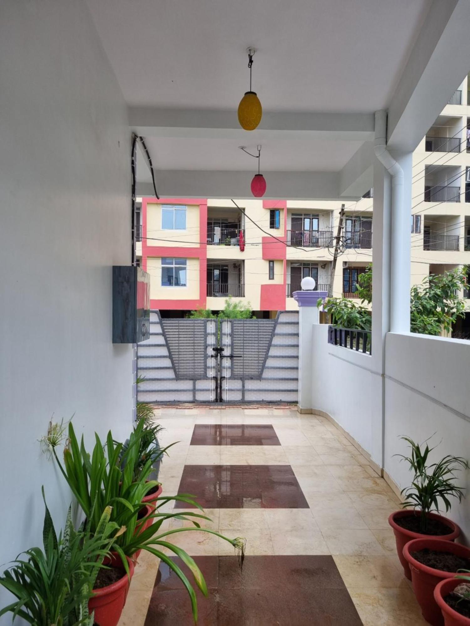 Leela Homestay Jabalpur - Lily - 2 Bhk Luxury Appartment Ngoại thất bức ảnh