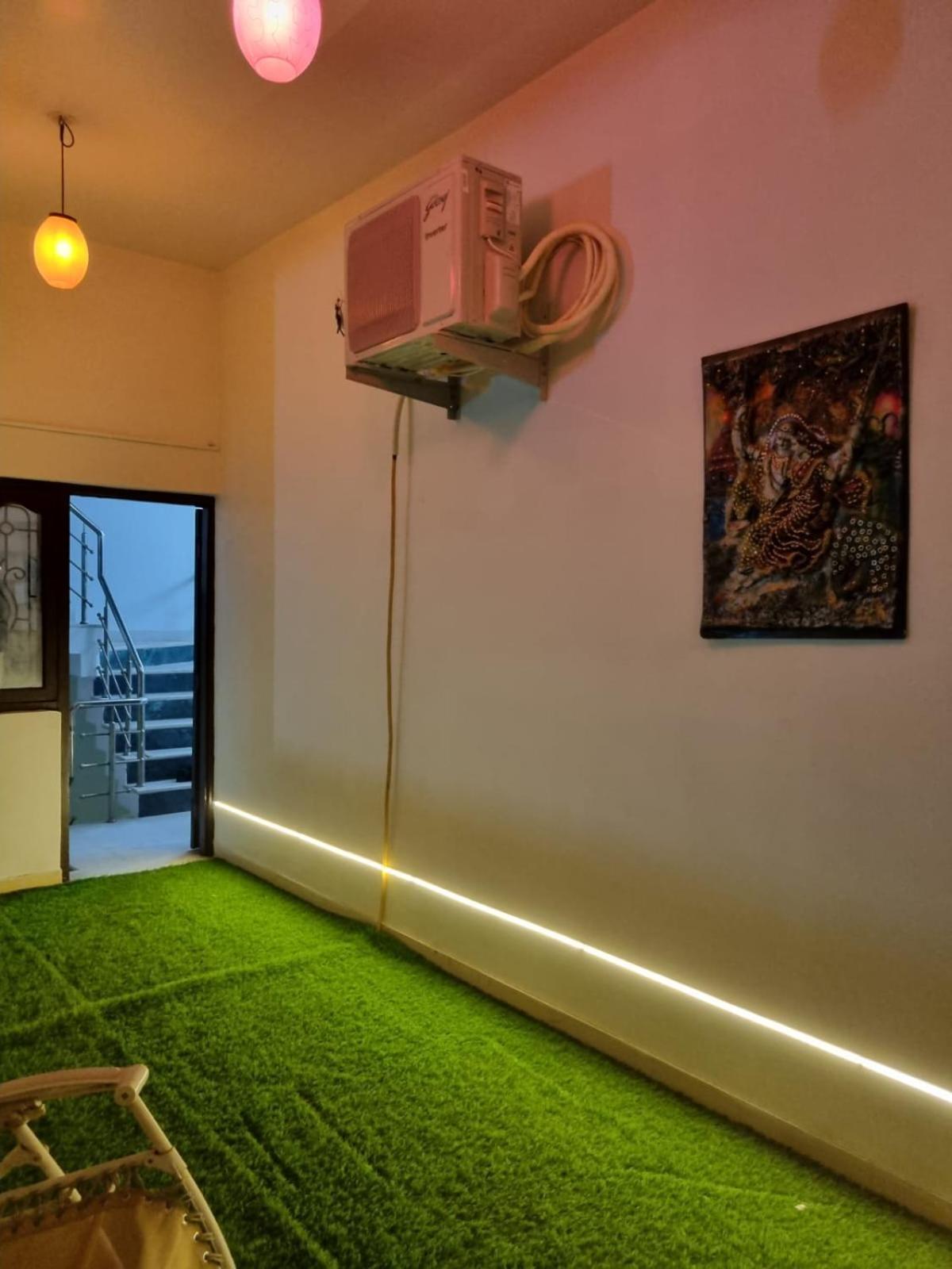 Leela Homestay Jabalpur - Lily - 2 Bhk Luxury Appartment Ngoại thất bức ảnh